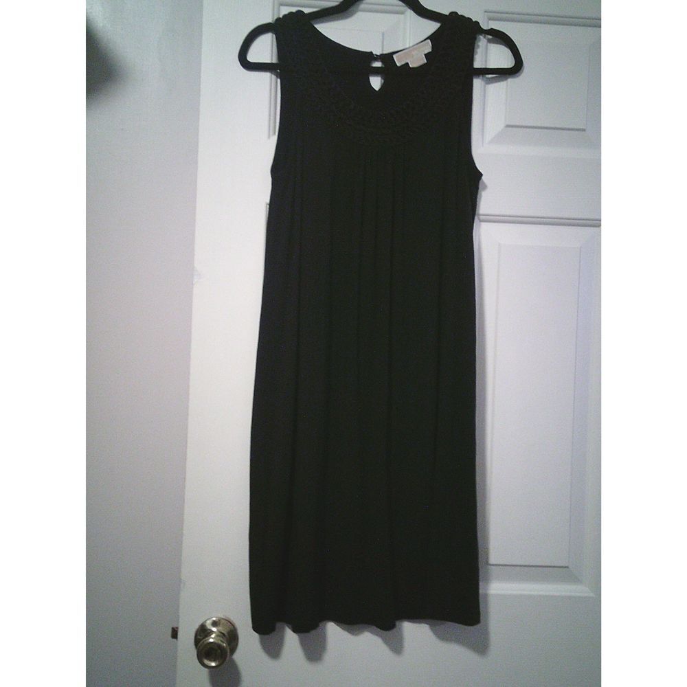 Michael Kors Classic Black Sleeveless A-Line Dress with Keyhole Detail